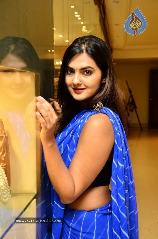 Neha Deshpande Latest Images - 18 / 21 photos