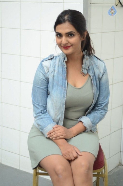 Neha Deshpande Latest Photos - 17 / 21 photos