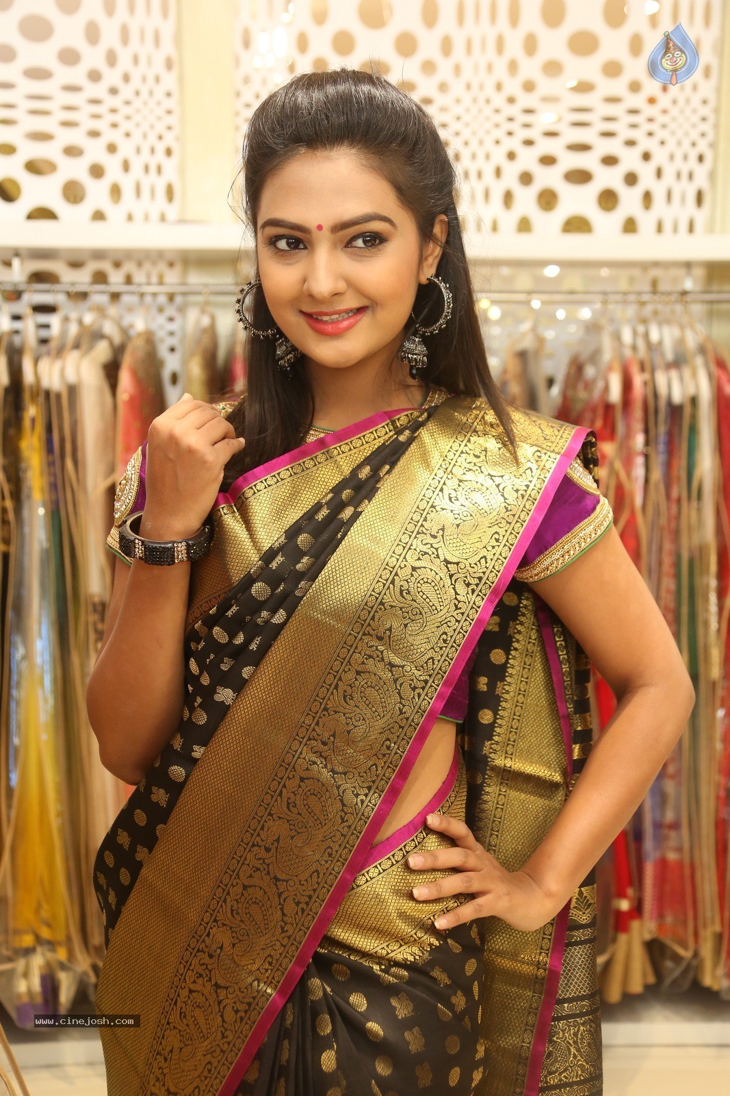 Neha Deshpande Latest Photos - 13 / 60 photos
