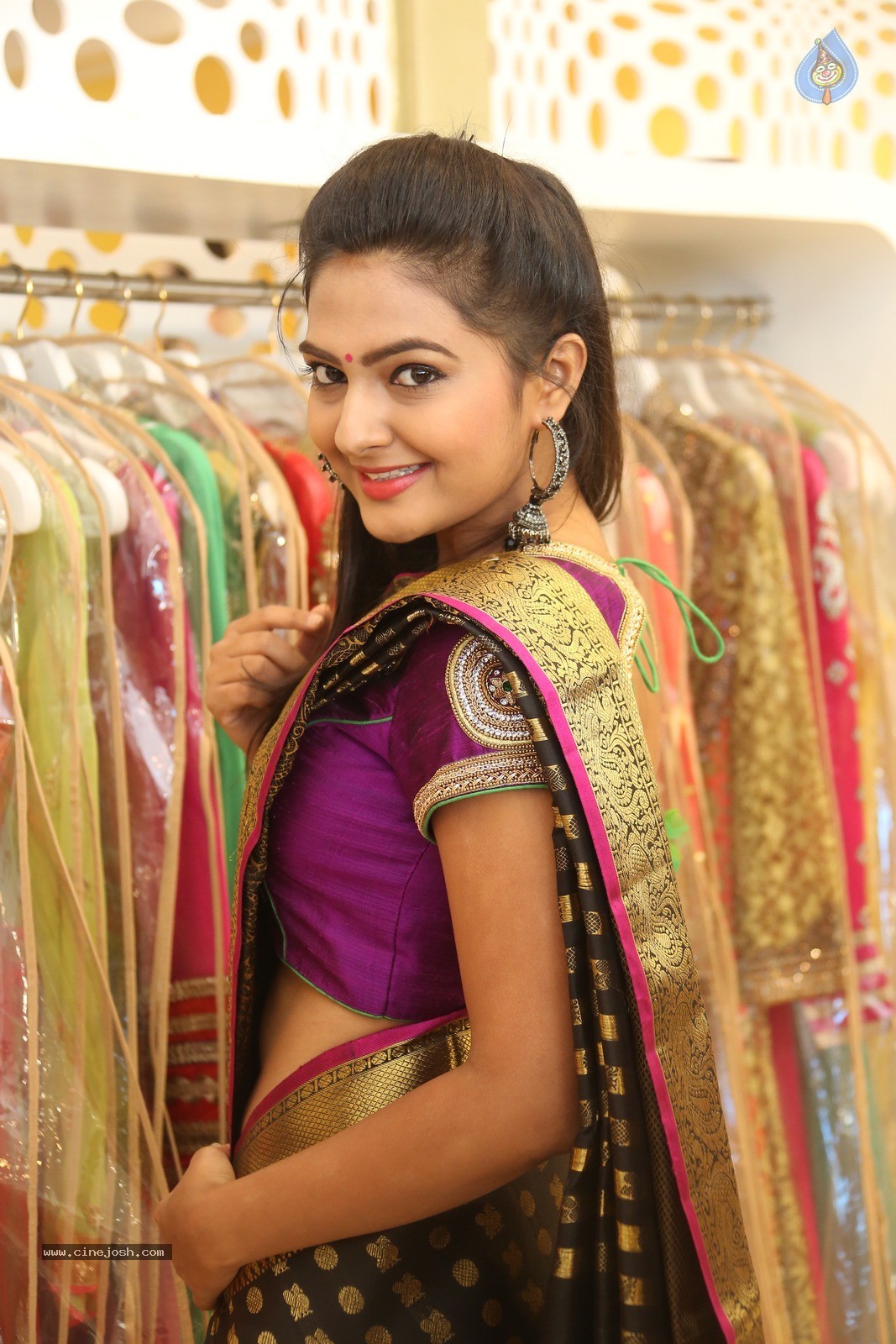 Neha Deshpande Latest Photos - 23 / 60 photos
