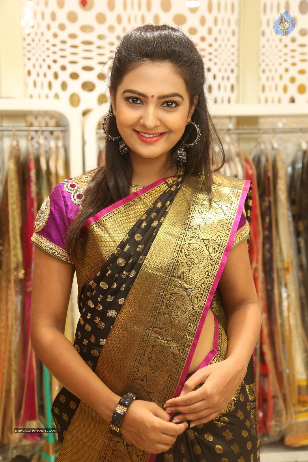 Neha Deshpande Latest Photos - 31 / 60 photos