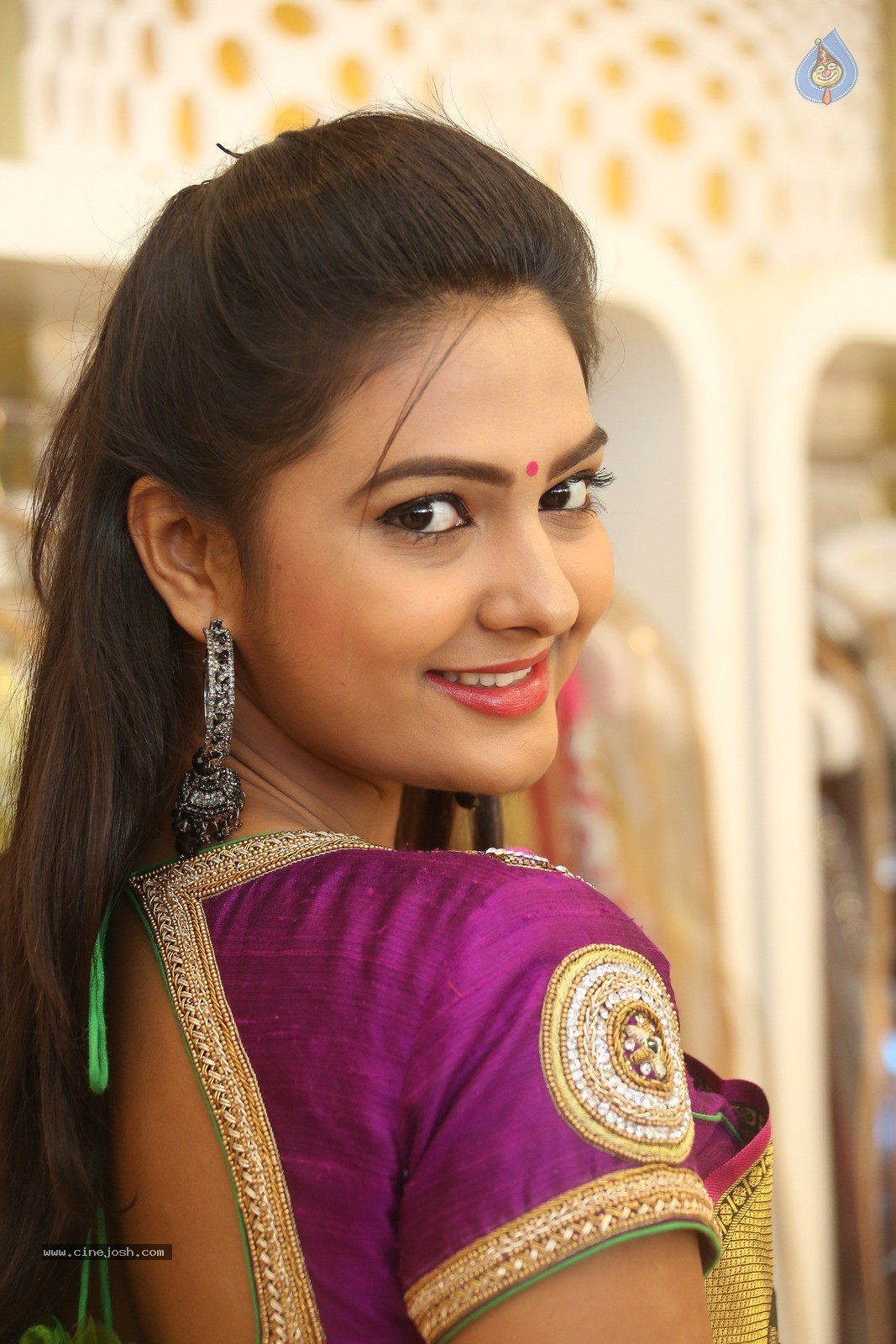 Neha Deshpande Latest Photos - 32 / 60 photos