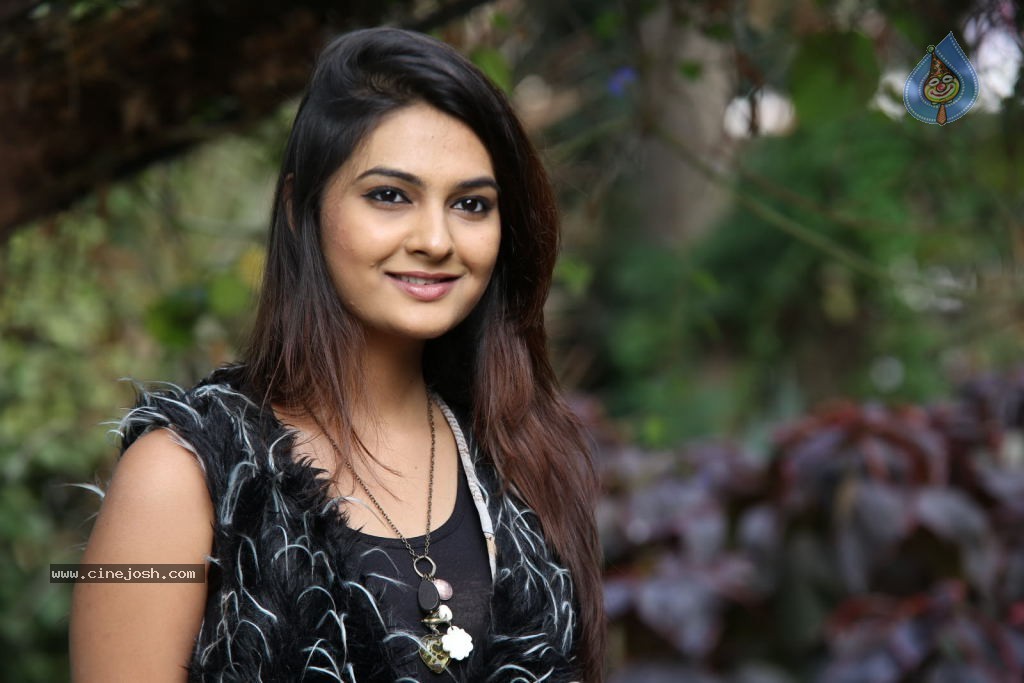 Neha Deshpande Latest Photos - 86 / 152 photos