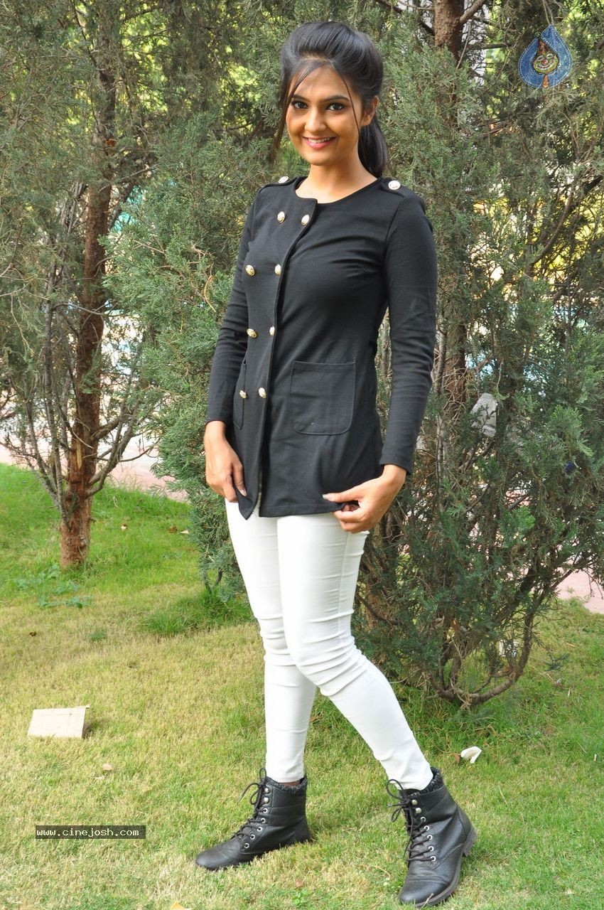 Neha Deshpande New Photos - 24 / 64 photos