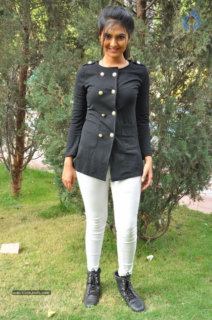 Neha Deshpande New Photos - 62 / 64 photos