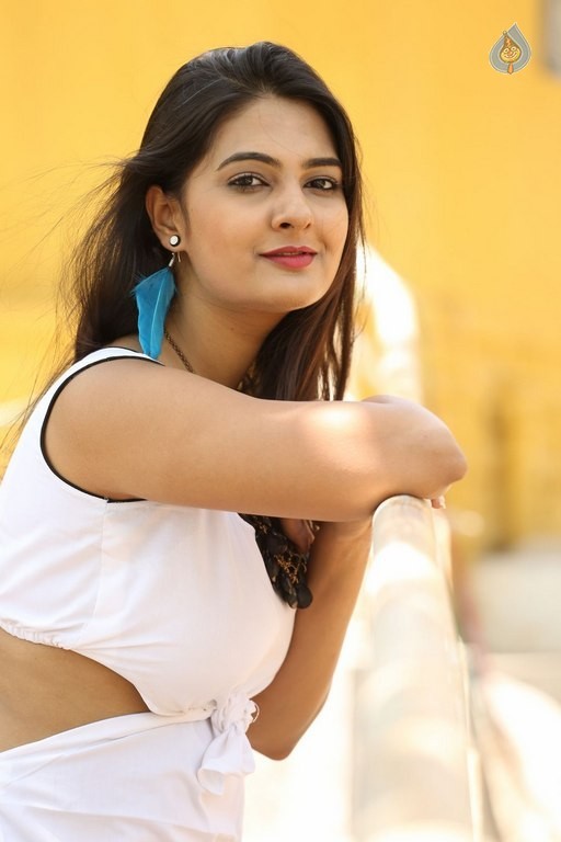 Neha Deshpande New Photos - 18 / 37 photos