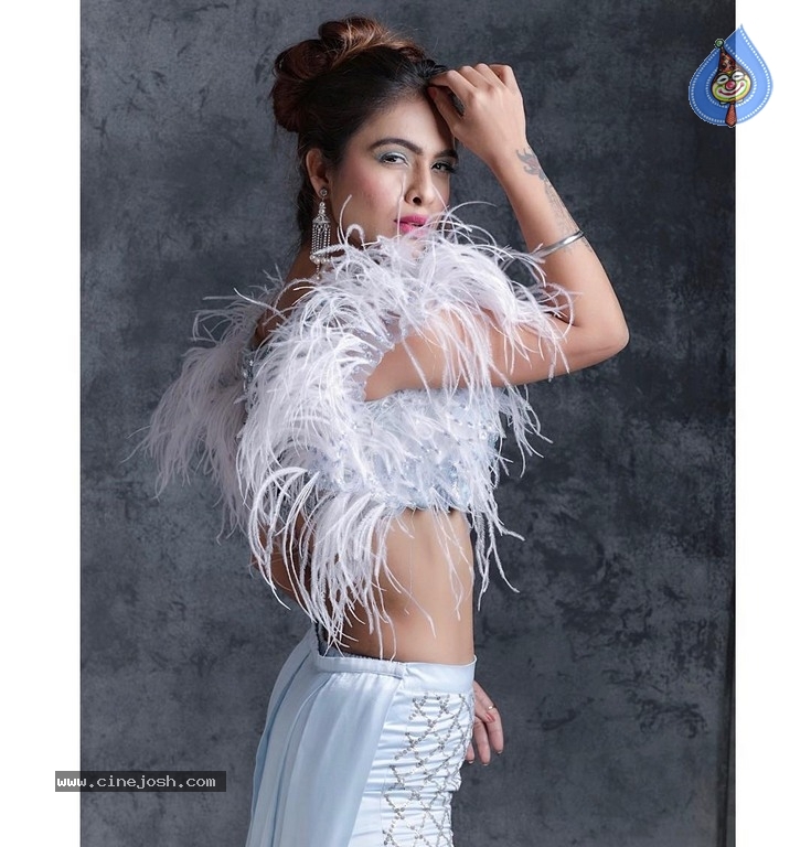 Neha Malik Latest Photos - 7 / 44 photos