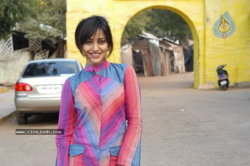 Neha Sharma New Photo Gallery - 12 / 44 photos