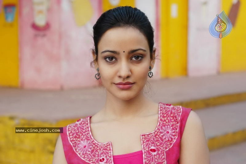 Neha Sharma New Photo Gallery - 16 / 44 photos