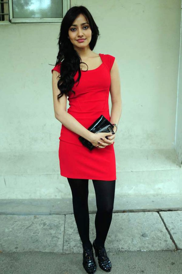 Neha Sharma - 12 / 58 photos
