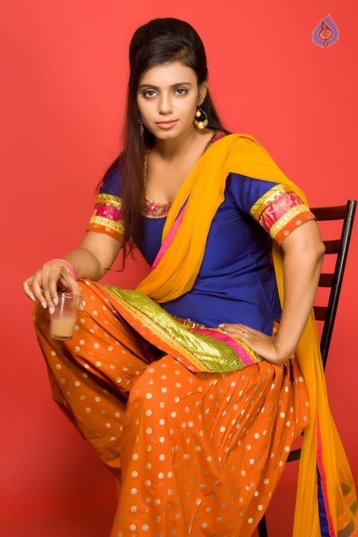New Actress Namrata Photos - 20 / 24 photos