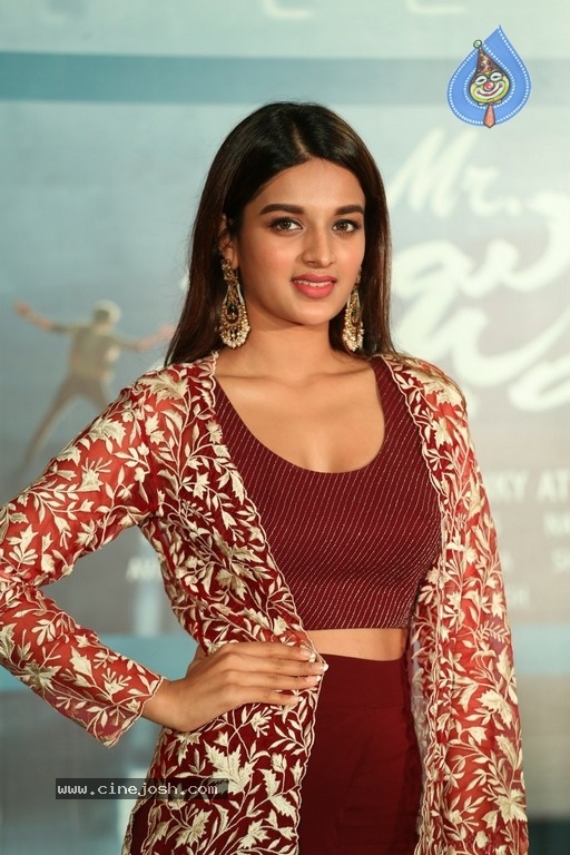 Nidhhi Agerwal New Photos - 4 / 17 photos