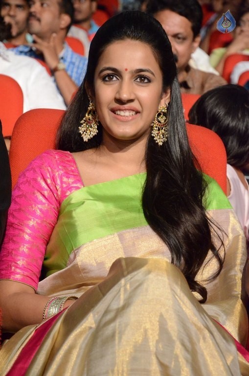 Niharika at Oka Manasu Audio Launch - 28 / 40 photos