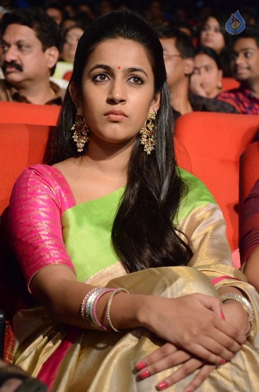 Niharika at Oka Manasu Audio Launch - 31 / 40 photos