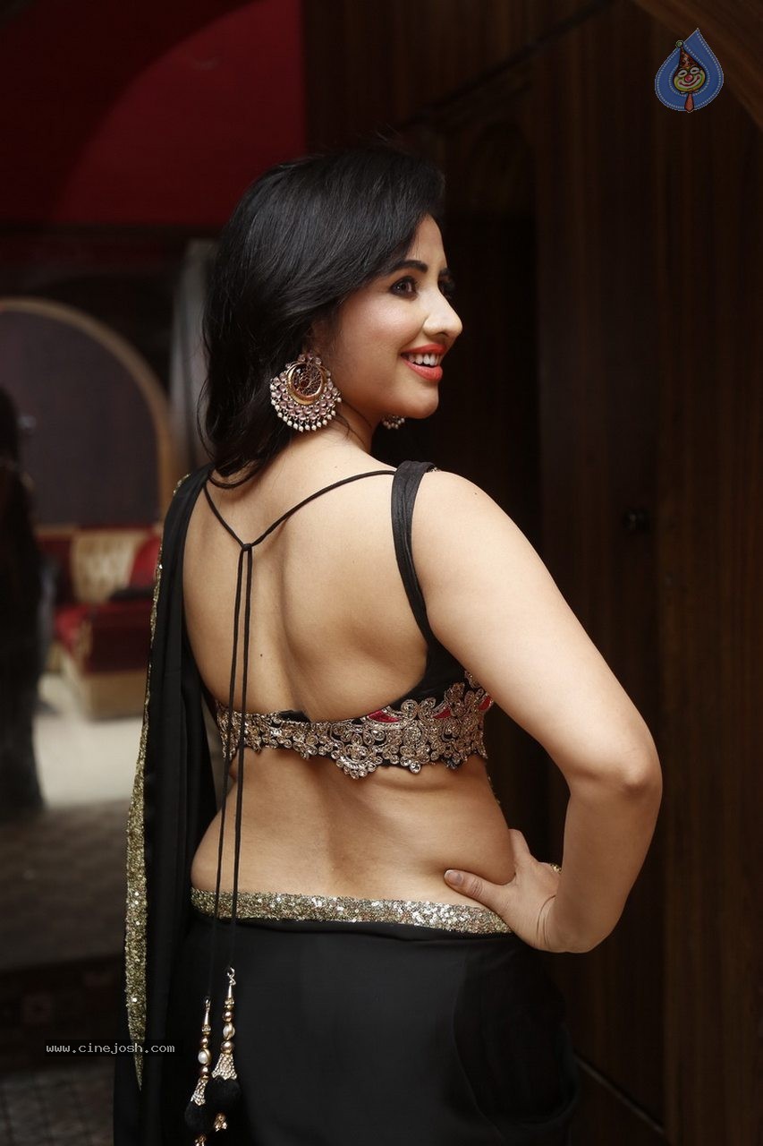 Niiri Arore New Gallery - 94 / 113 photos