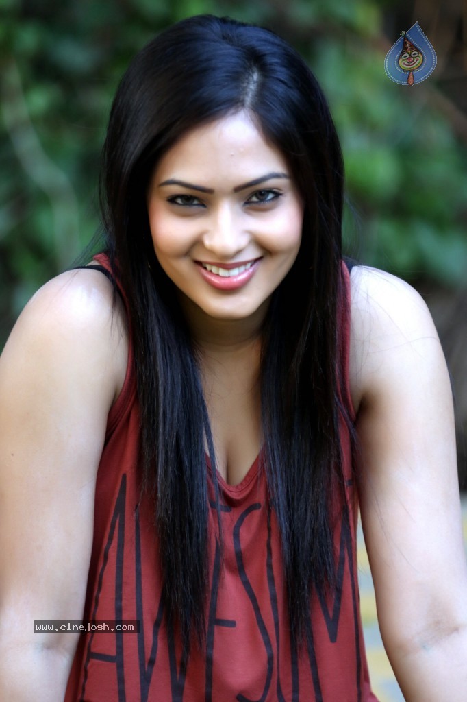 Nikesha Patel Latest Gallery - 115 / 125 photos