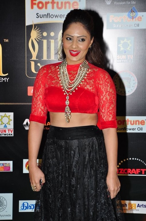 Nikesha Patel New Pics - 2 / 35 photos