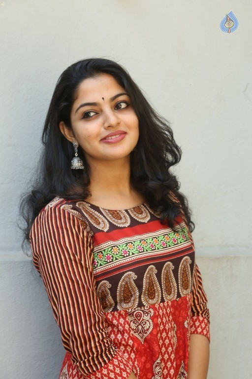 Nikhila New Photos - 36 / 51 photos