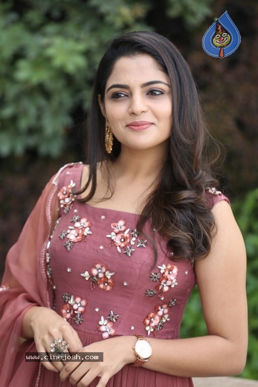 Nikhila Vimal Photos - 6 / 19 photos