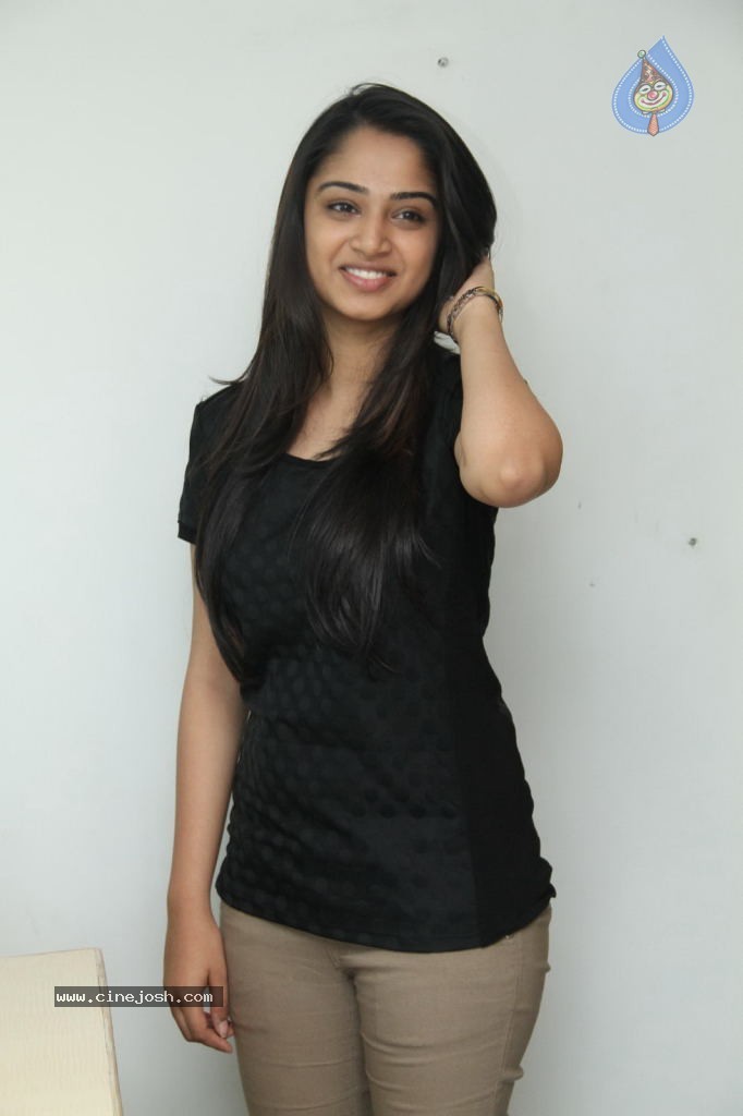 Nikitha Anil New Photos - 22 / 54 photos