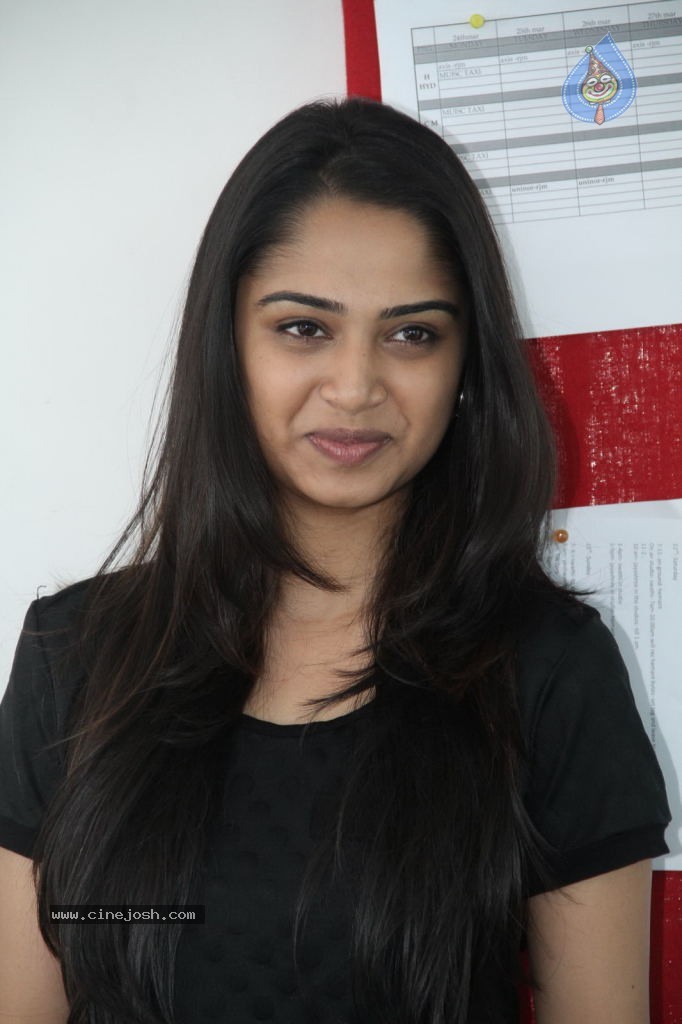 Nikitha Anil New Photos - 35 / 54 photos