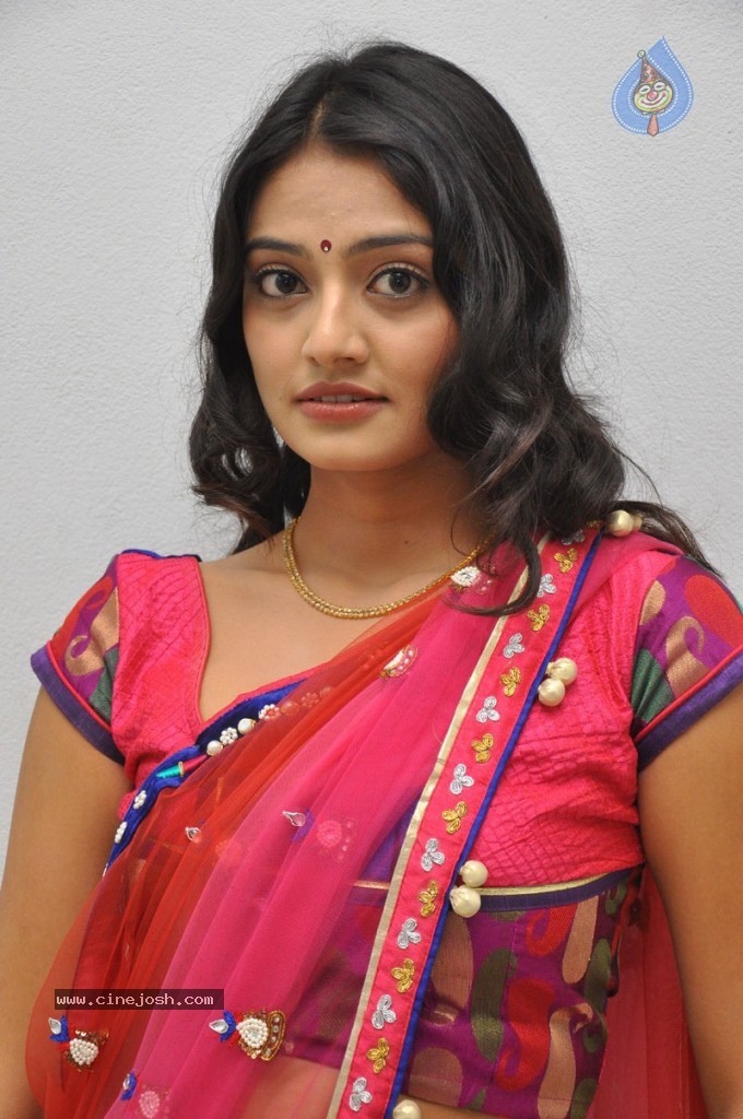 Nikitha Narayan Hot Gallery - 14 / 59 photos