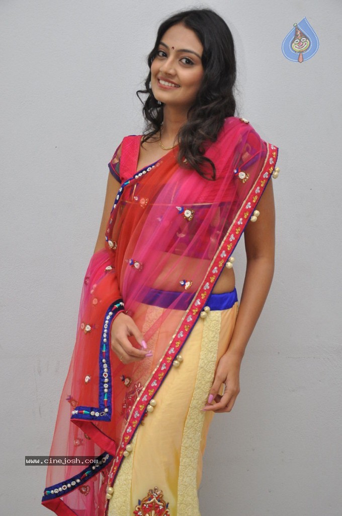 Nikitha Narayan Hot Gallery - 42 / 59 photos