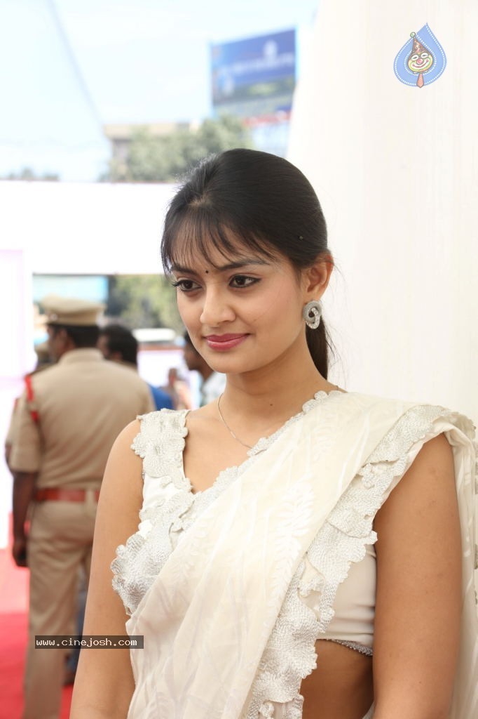 Nikitha Narayan Latest Images - 61 / 112 photos