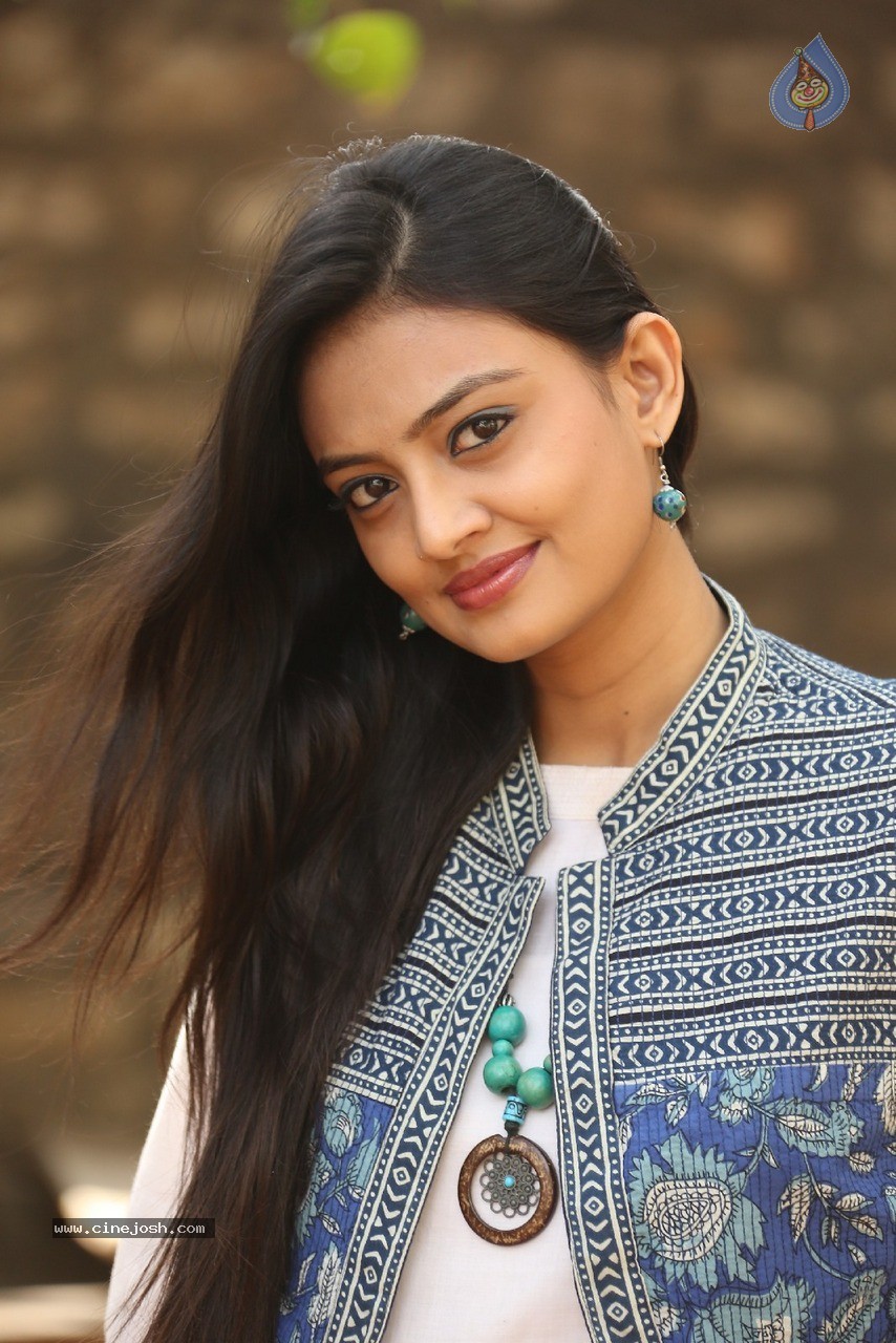 Nikitha Narayan Latest Photos - 45 / 56 photos