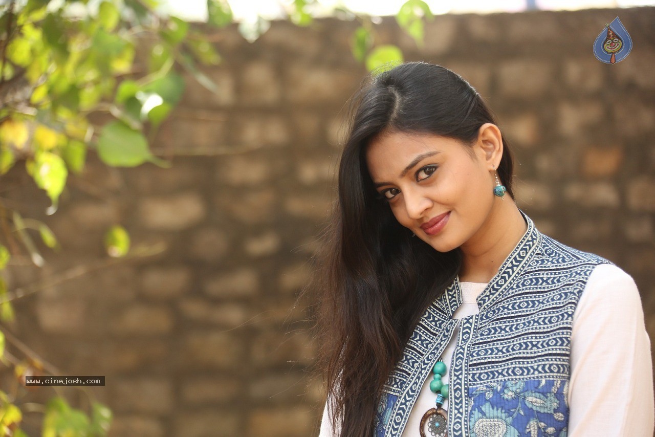 Nikitha Narayan Latest Photos - 48 / 56 photos