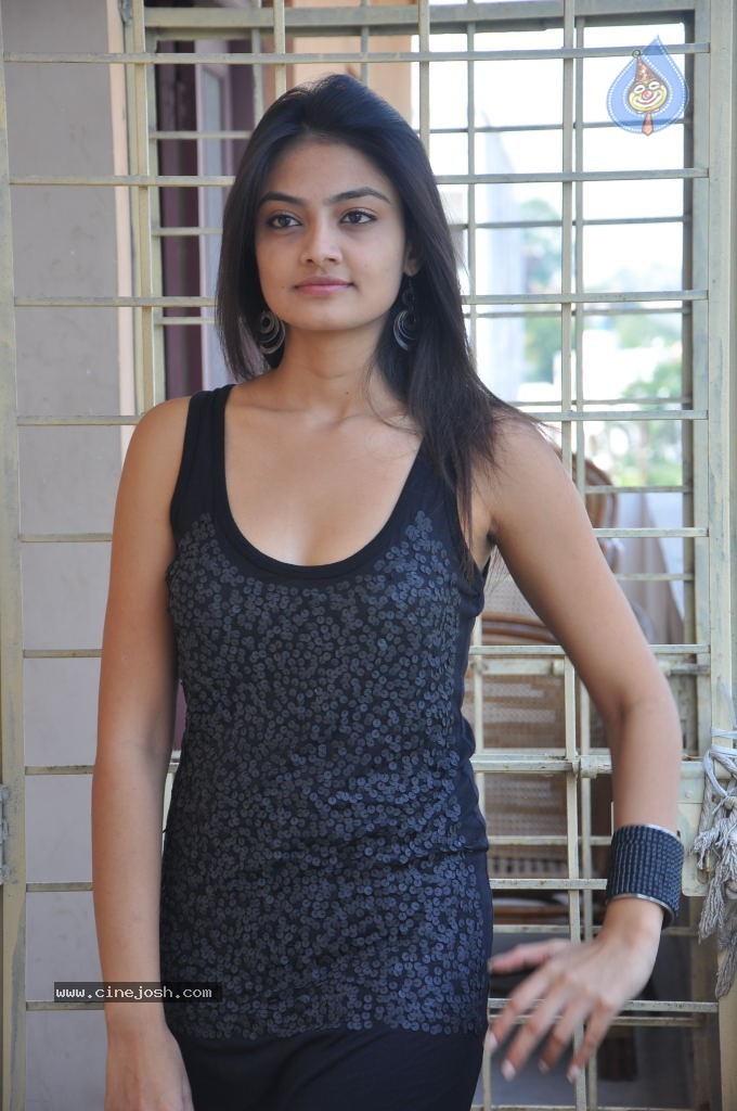 Nikitha Narayan Latest Stills - 58 / 81 photos