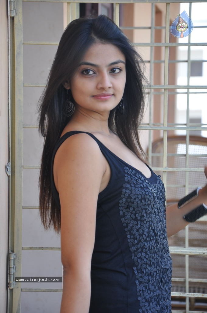 Nikitha Narayan Latest Stills - 67 / 81 photos