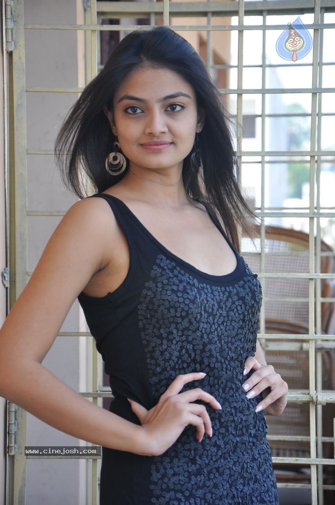 Nikitha Narayan Latest Stills - 72 / 81 photos
