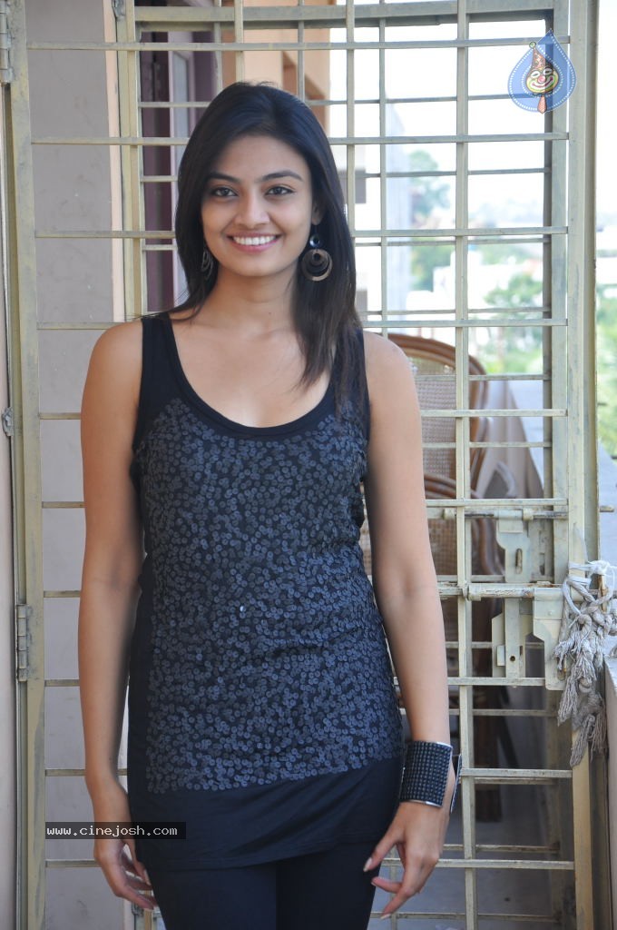 Nikitha Narayan Latest Stills - 78 / 81 photos