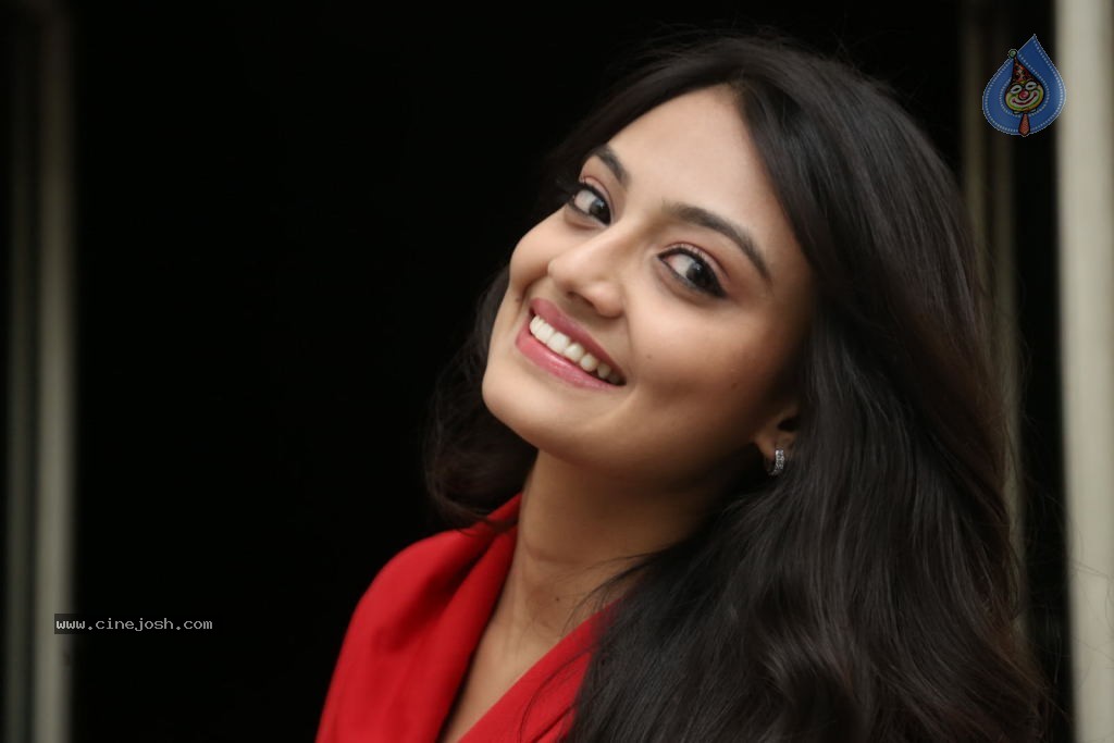 Nikitha Narayan New Images  - 28 / 102 photos