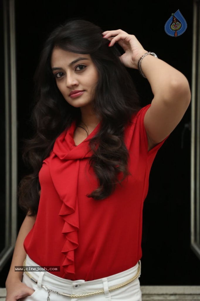 Nikitha Narayan New Images  - 40 / 102 photos
