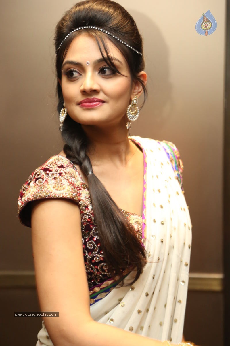 Nikitha Narayan New Photos - 44 / 74 photos