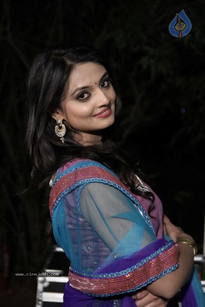 Nikitha Narayana New Photos - 10 / 100 photos