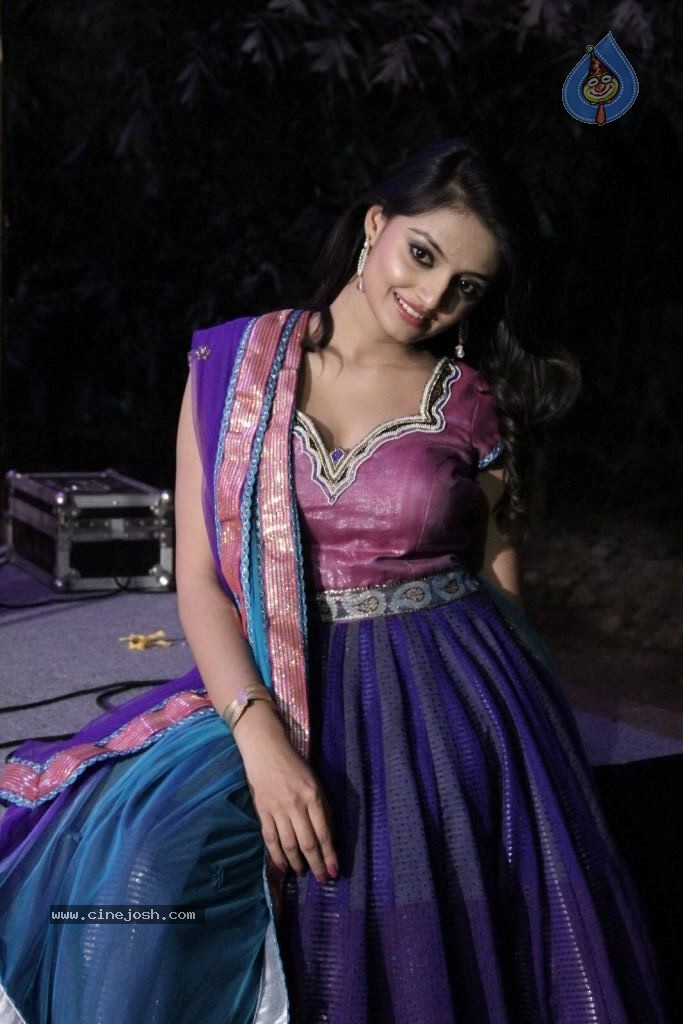Nikitha Narayana New Photos - 30 / 100 photos