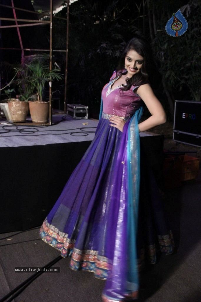 Nikitha Narayana New Photos - 56 / 100 photos