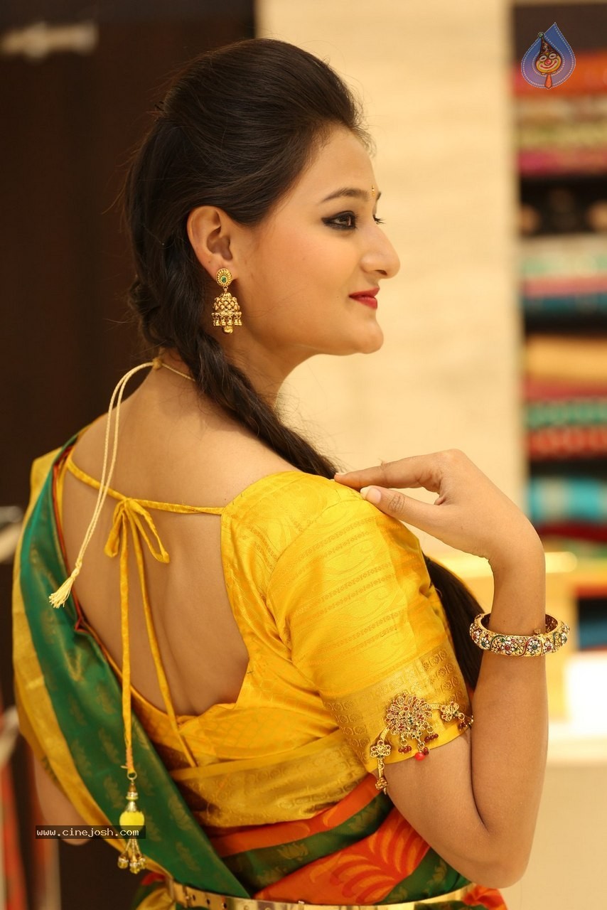 Nilofar Latest Photos - 1 / 60 photos