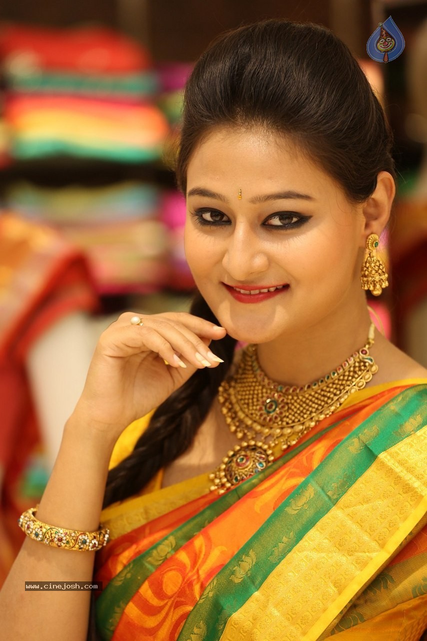 Nilofar Latest Photos - 5 / 60 photos