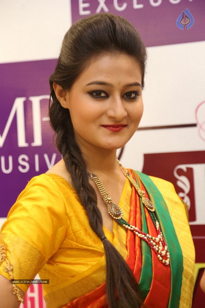Nilofar Latest Photos - 10 / 60 photos