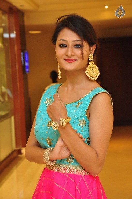 Nilofer New Gallery  - 2 / 36 photos