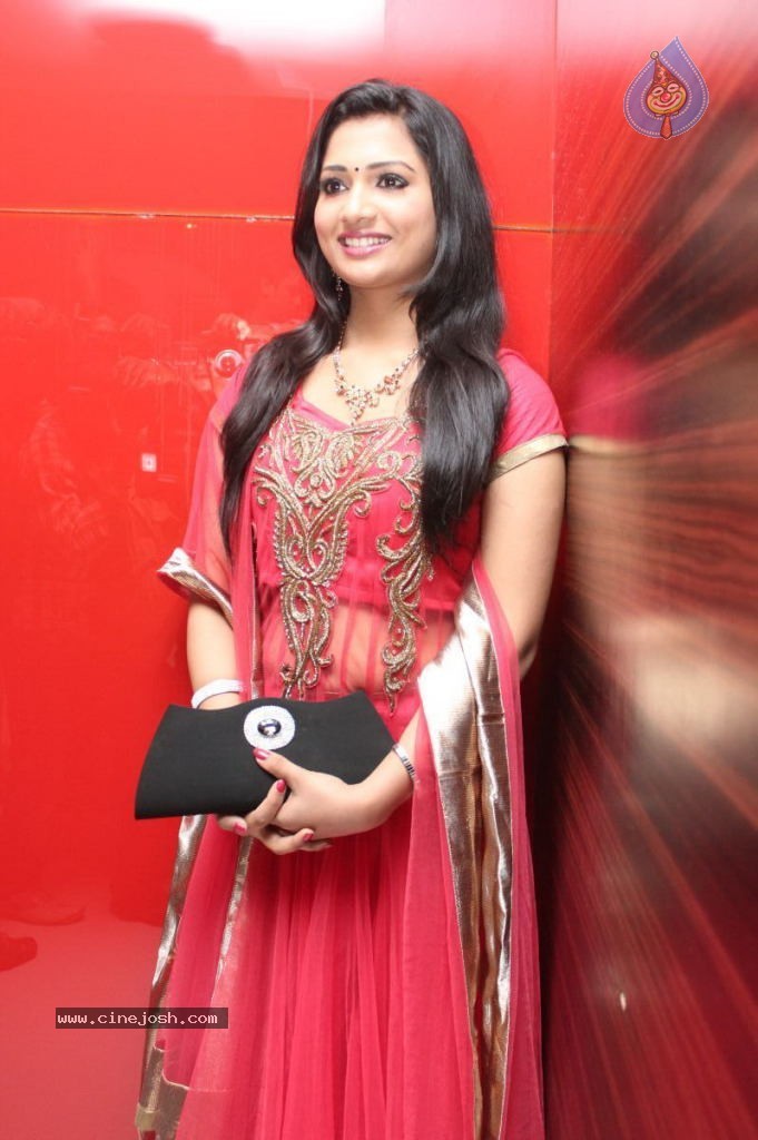 Niranjana Stills - 7 / 66 photos