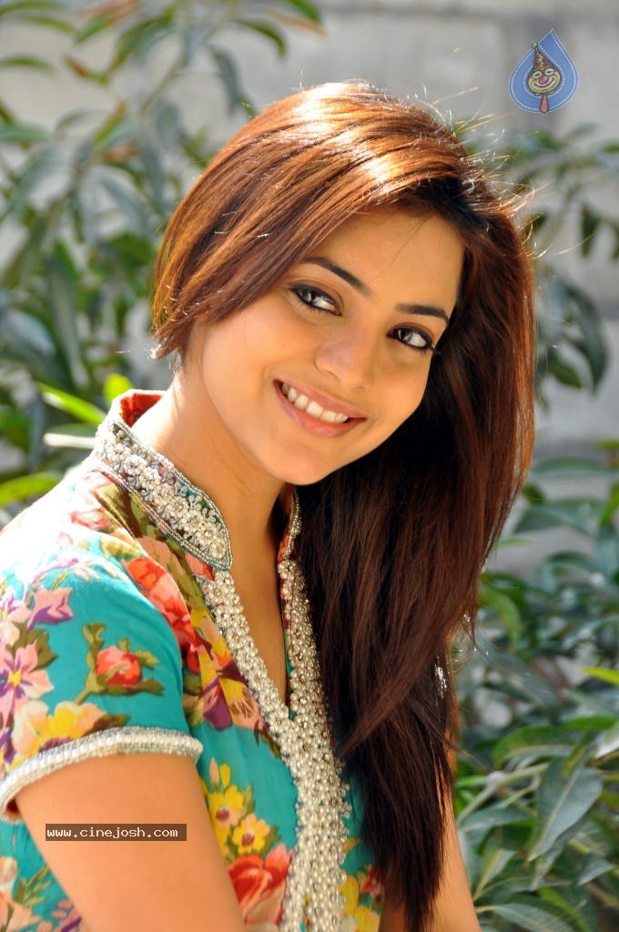 Nisha Agarwal Latest Gallery - 21 / 104 photos