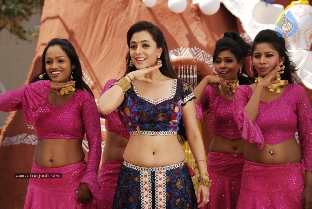 Nisha Agarwal New Hot Stills - 23 / 51 photos