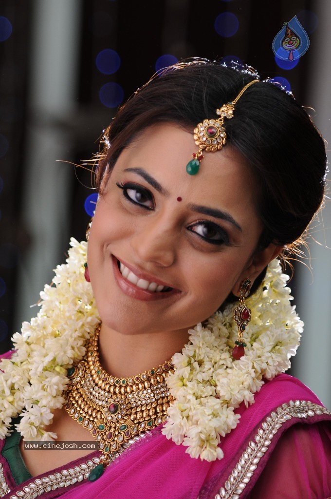 Nisha Agarwal New Photos - 36 / 151 photos