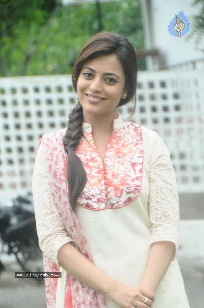 Nisha Agarwal New Photos - 26 / 28 photos