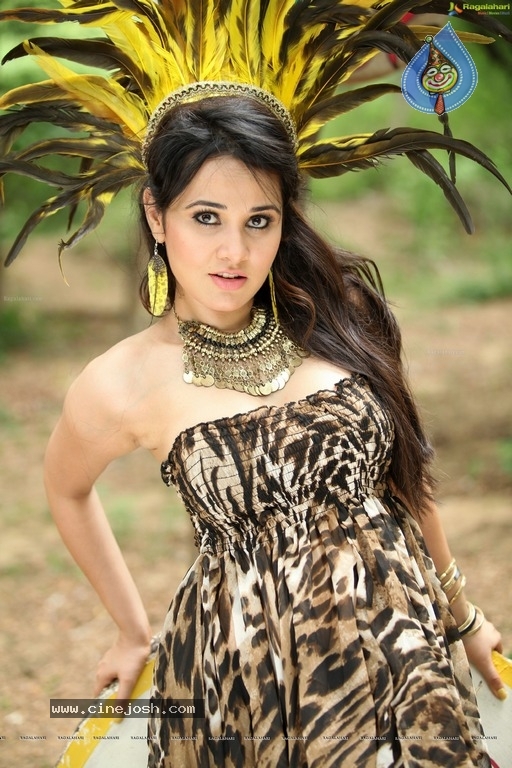 Nisha Kothari Stills In O Ravana Lanka Movie - 27 / 27 photos